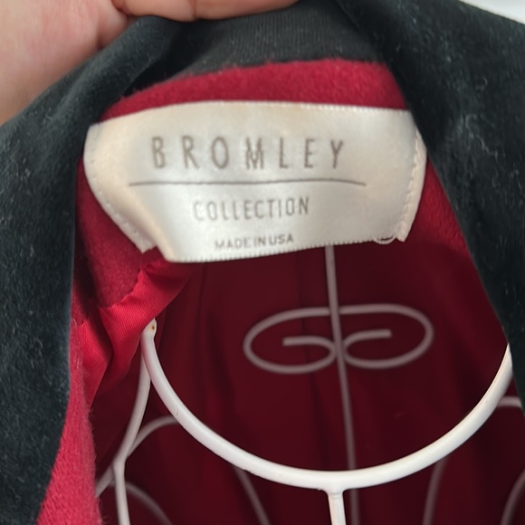 VINTAGE Union Workers Wool Red Pea Coat with Black Velvet Cuffs & Collar Sz 10 - Picture 6 of 9